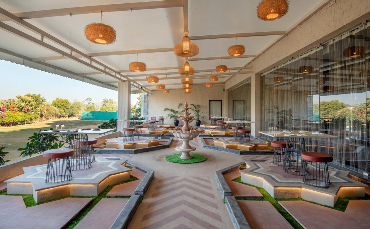 The Nest Luxury Resort Джайпур Екстериор снимка
