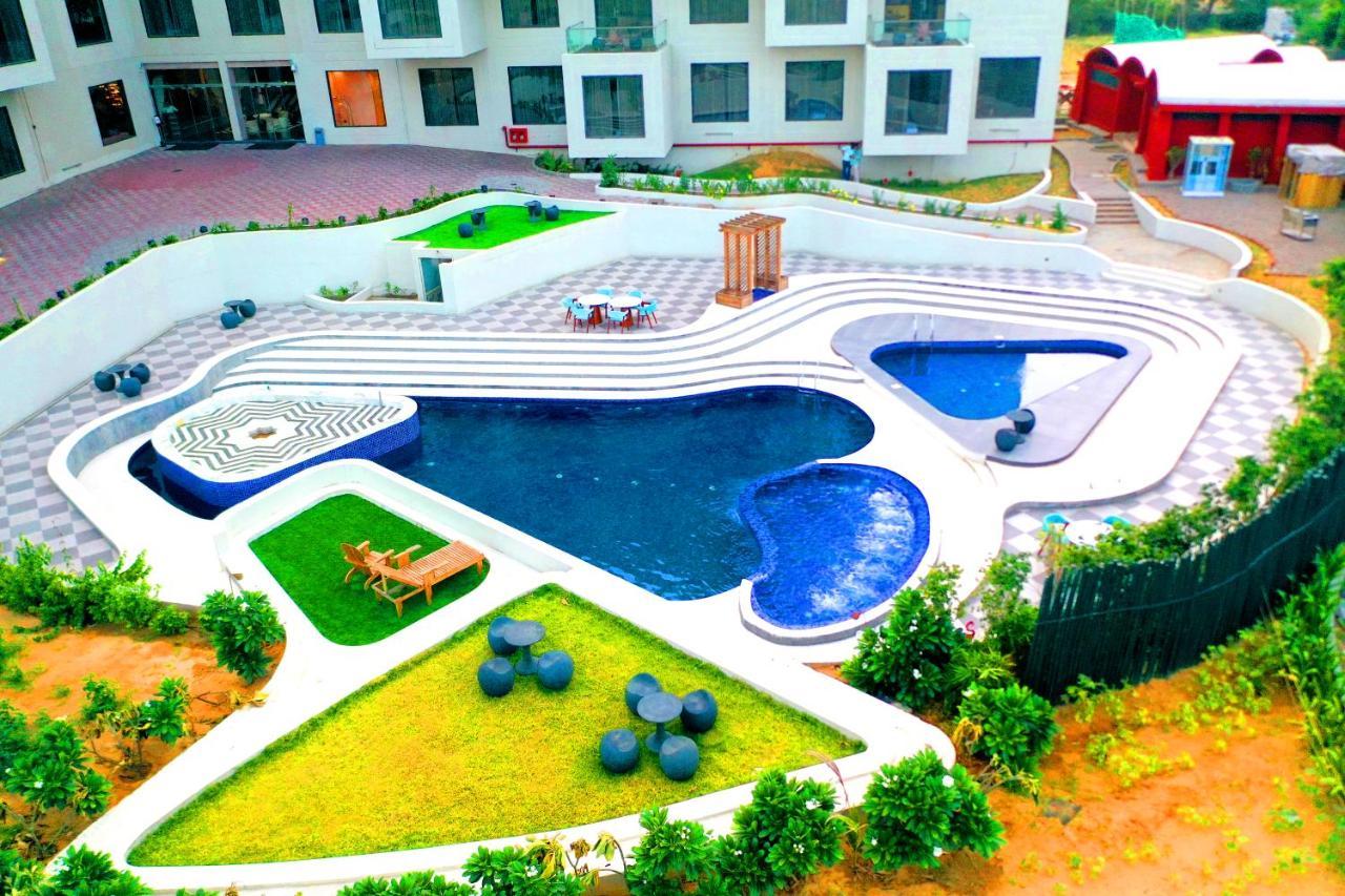 The Nest Luxury Resort Джайпур Екстериор снимка